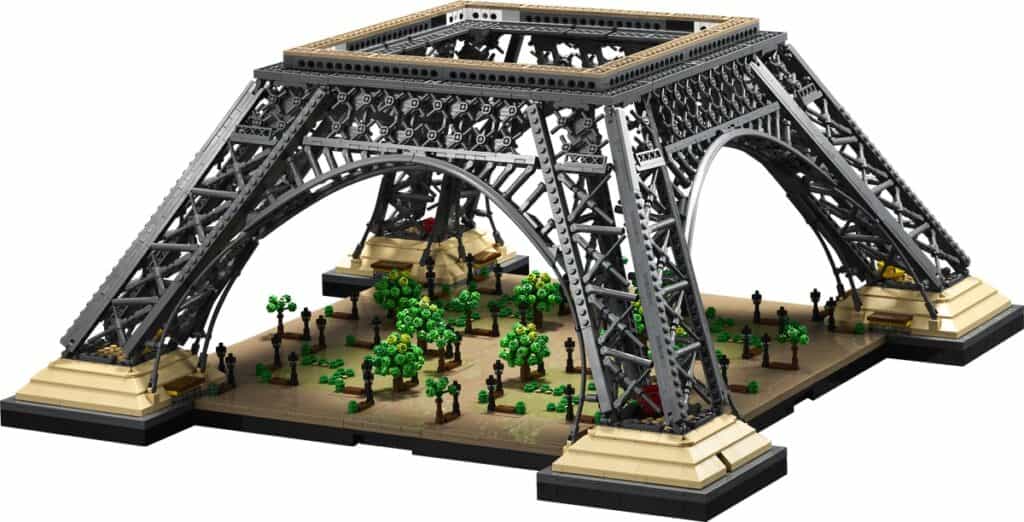 LEGO Eiffel Tower - Detail 3